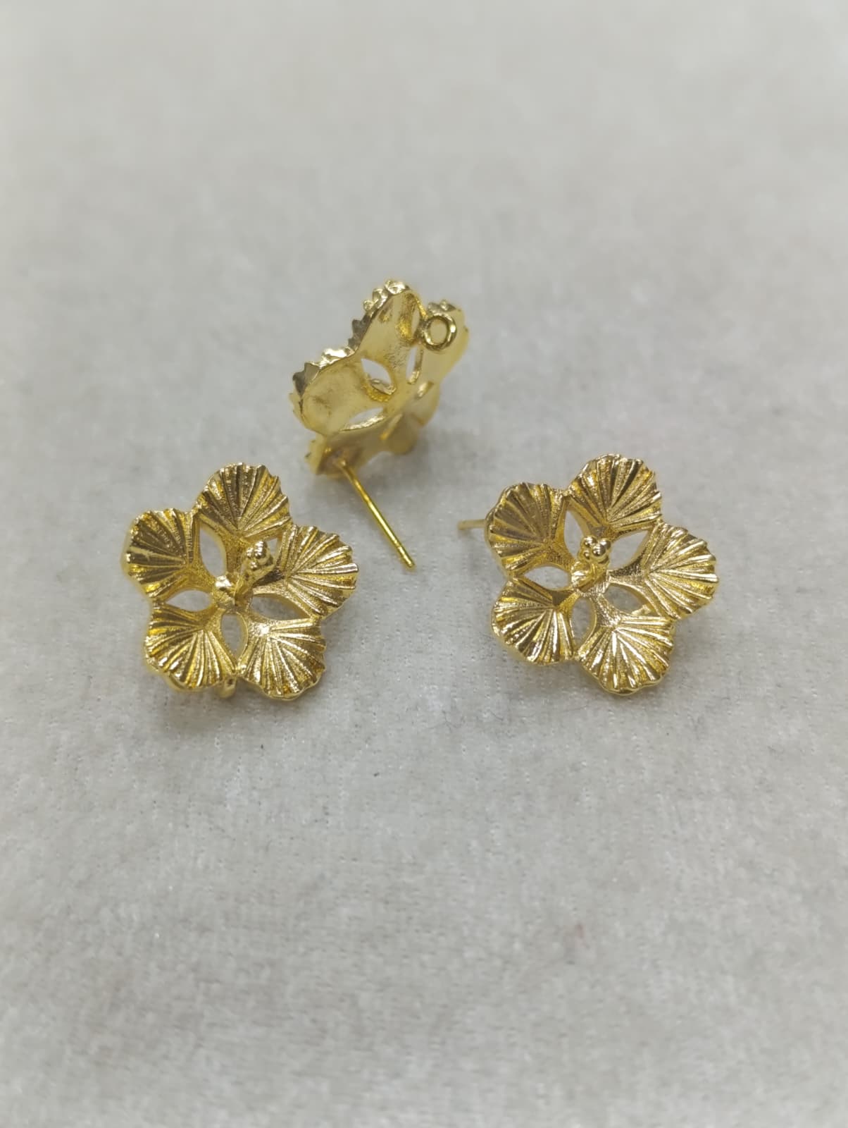 Tasarım Gold Renk Küpe Klipsi No:7