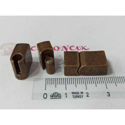 12x4mm Yassı Deri Mıknatıslı Kapama No: 12