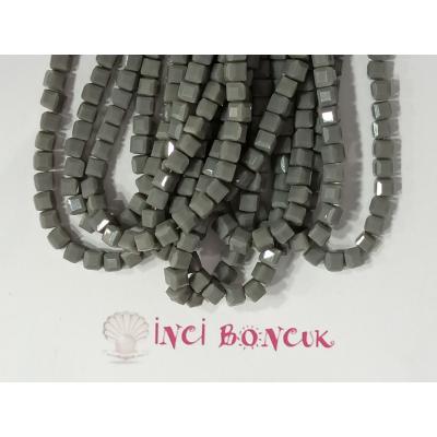 4mm Küp Kesim Kristal Boncuk No: 17