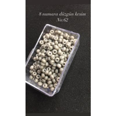8 Numara Düzgün Kesim (4 GRAM) Kum Boncuk No: 62