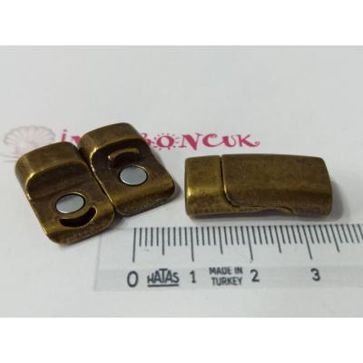 9x4mm Yassı Deri Mıknatıslı Kapama No: 17