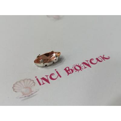 Kasalı Rivoli Kristal Taş No: 9