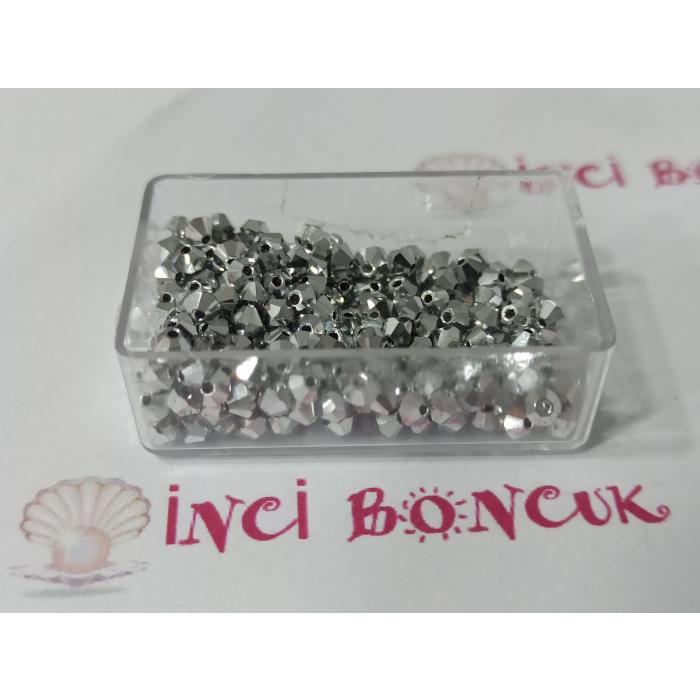 3mm Piramit Kesim Swarowski Boncuk (Gram Fiyatıdır) No: 2