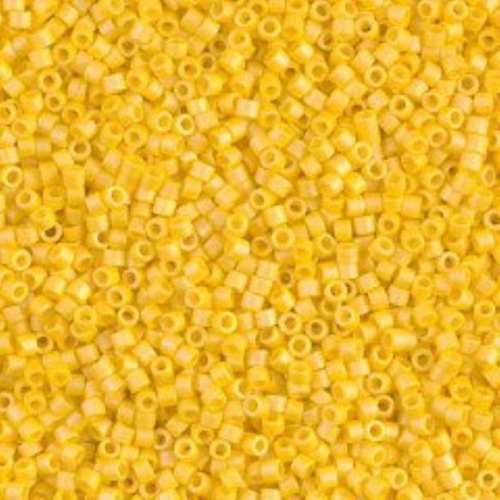 No: 126 Miyuki Delica 11/0 DB1592 Mat Sarı (5 Gram)