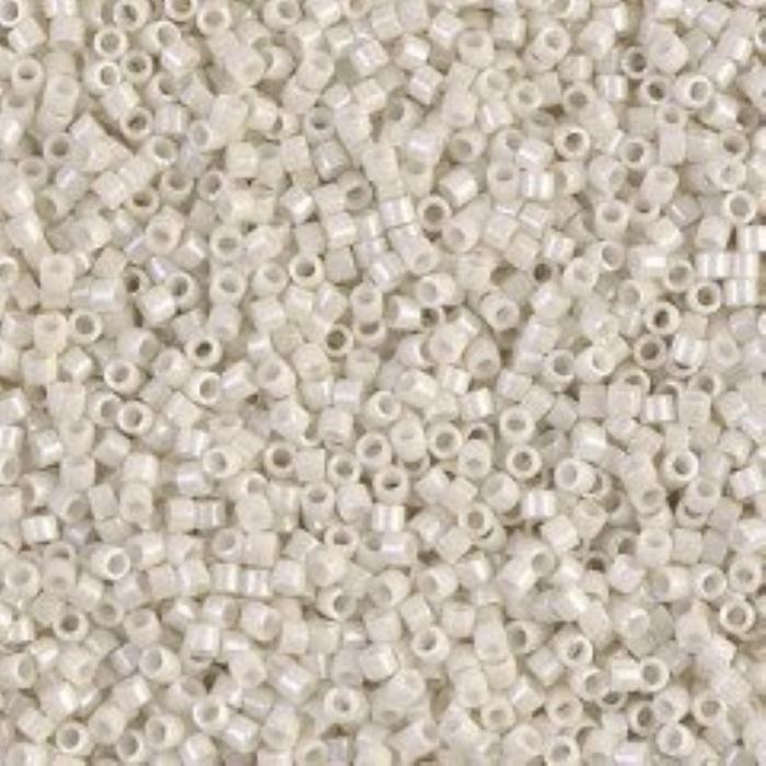 No: 257 Miyuki Delica 11/0 DB211 (5 Gram) Kemik Beyaz
